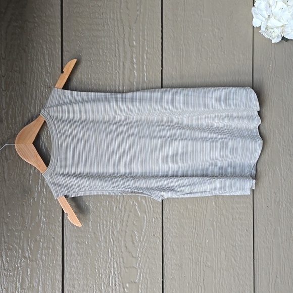 Athleta Cloudlight Striped Muscle Tank Top Size XS 657799 - Picture 8 of 8